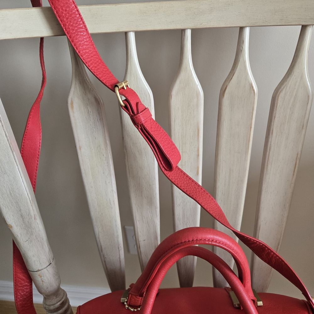 Heys Leather Handbag - Picture 3 of 15